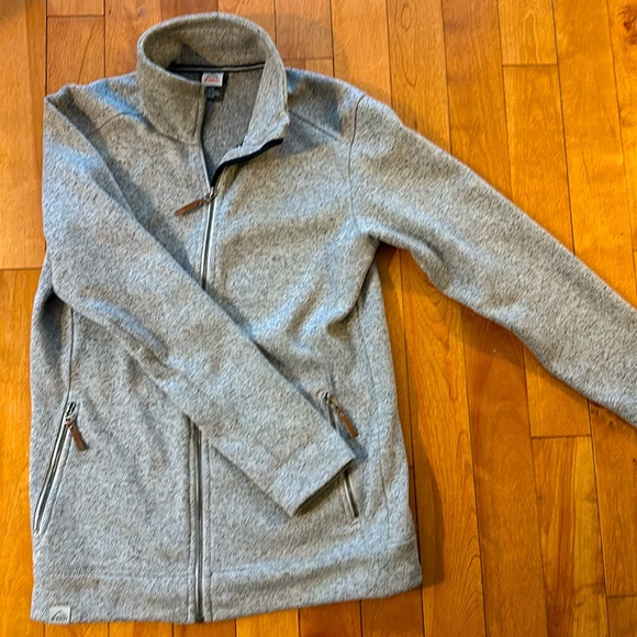 McKinley Large zip up sweater - Picture 2 of 4